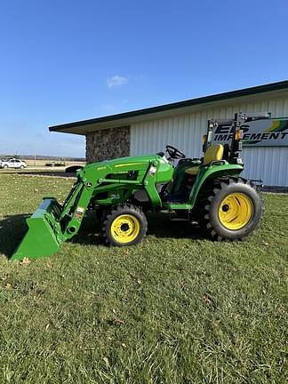 Image of John Deere 3038E equipment image 1