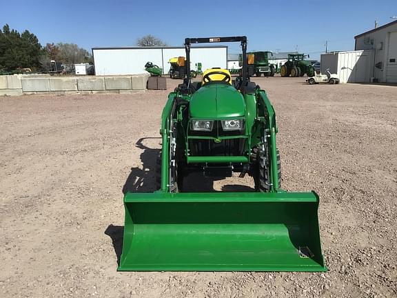 Image of John Deere 3038E equipment image 1