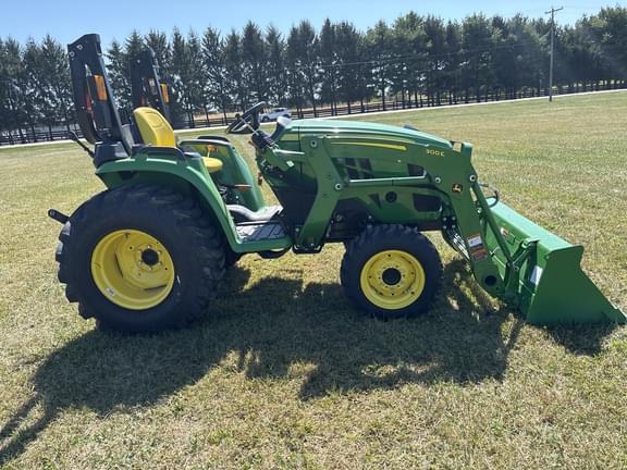Image of John Deere 3038E equipment image 4