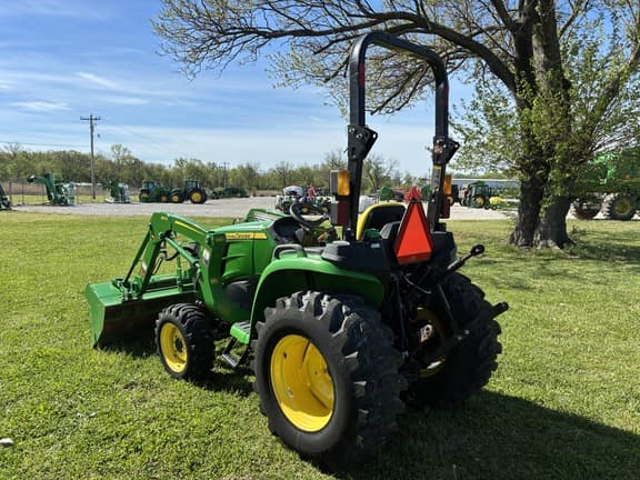 Image of John Deere 3038E equipment image 2