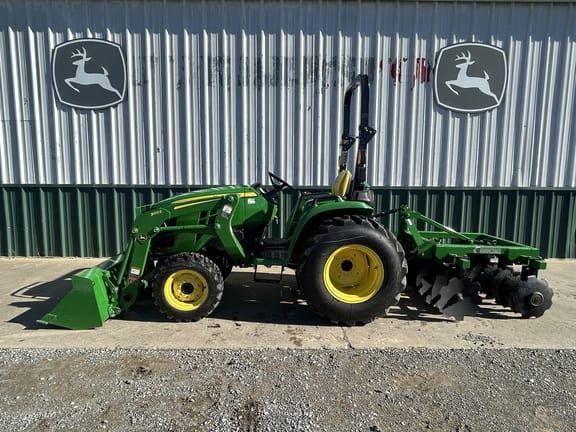 Main image John Deere 3038E