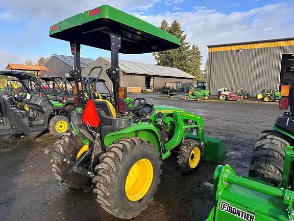 Image of John Deere 3038E equipment image 3