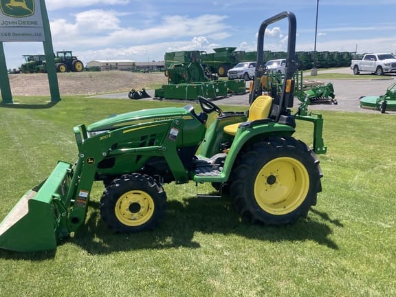 Main image John Deere 3038E