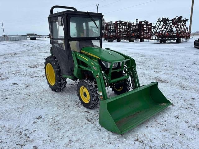 Image of John Deere 3038E equipment image 1