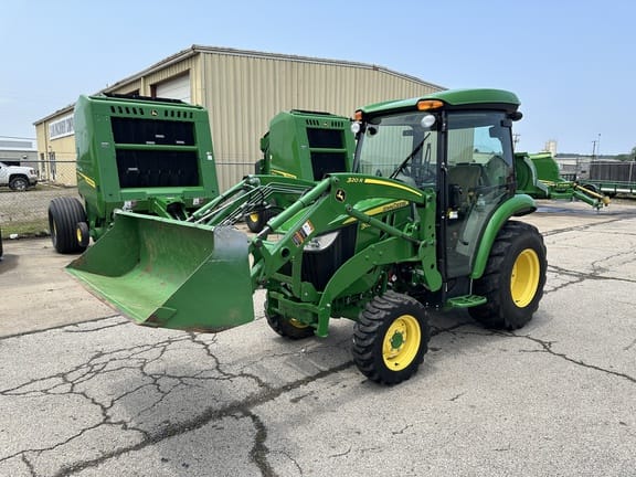 Main image John Deere 3039R