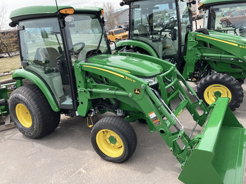Main image John Deere 3039R