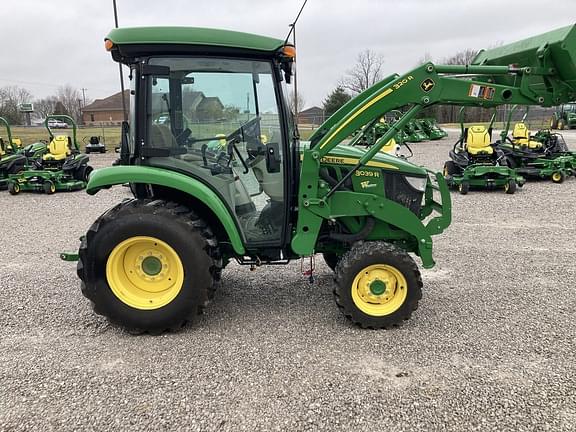 Image of John Deere 3039R equipment image 1