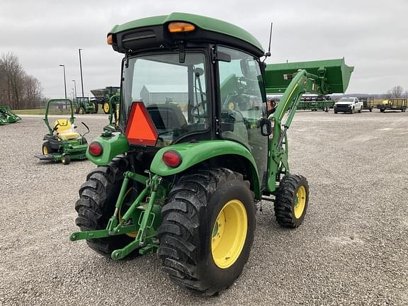 Image of John Deere 3039R equipment image 3