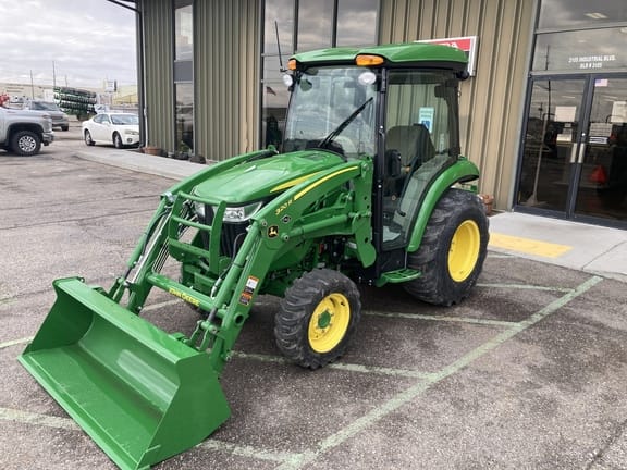 Main image John Deere 3039R