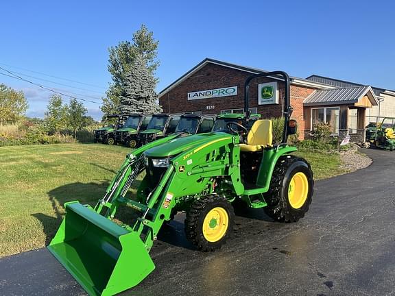 Image of John Deere 3039R Image 0