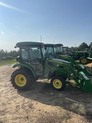 Image of John Deere 3039R equipment image 1