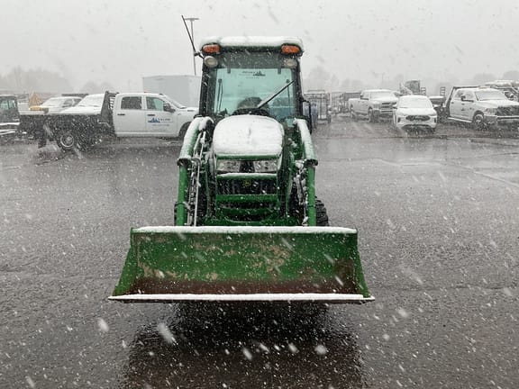 2022 John Deere 3039R Equipment Image0