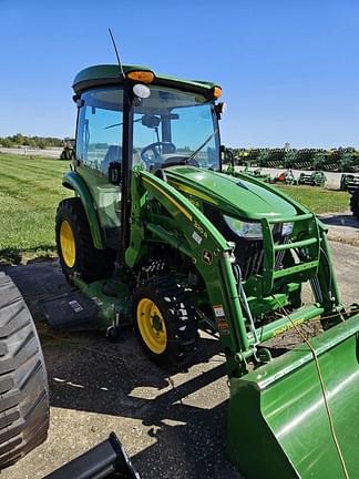 Image of John Deere 3039R equipment image 1