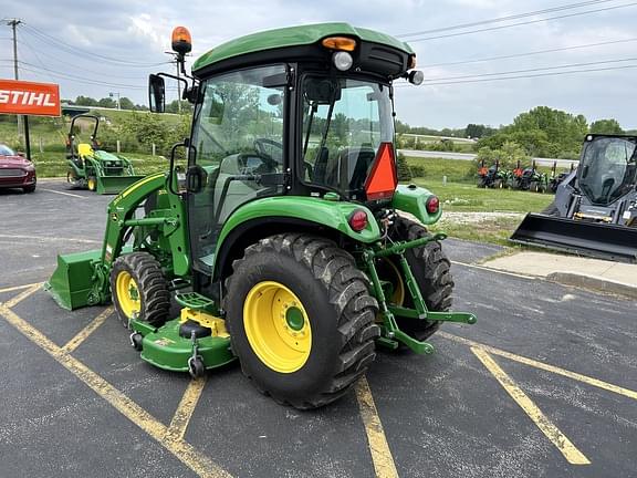 Image of John Deere 3039R equipment image 4