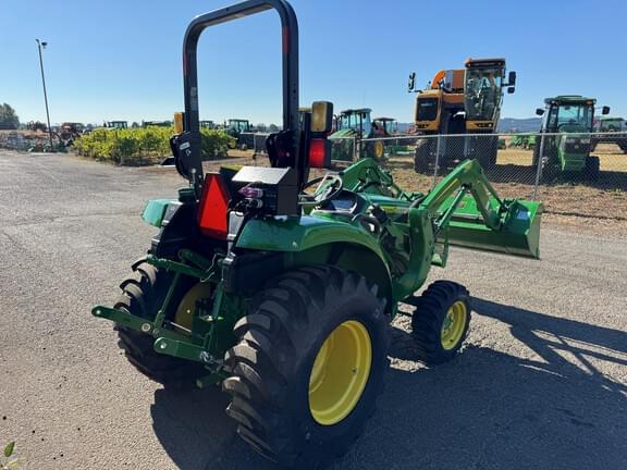 Image of John Deere 3043D equipment image 2