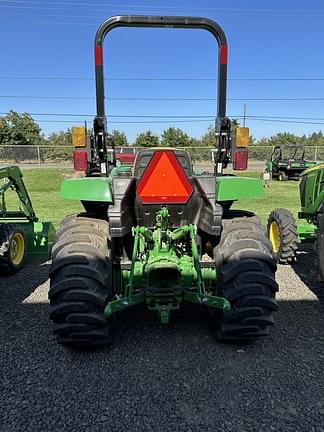 Image of John Deere 3043D equipment image 1