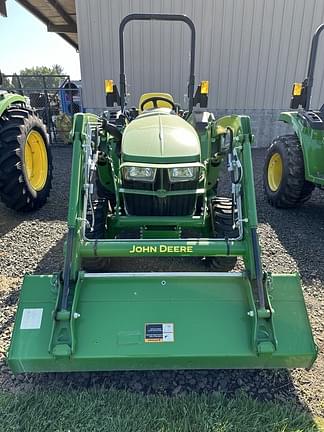 Image of John Deere 3043D equipment image 3