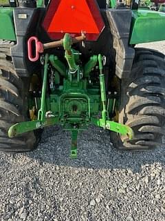 Image of John Deere 3043D equipment image 4