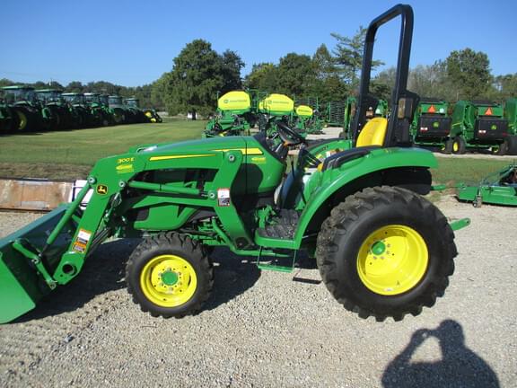 Image of John Deere 3043D equipment image 1