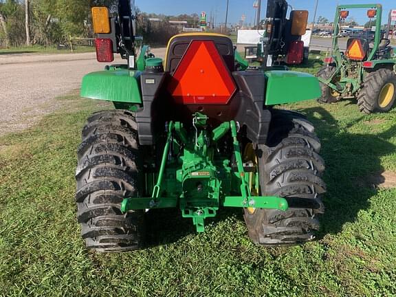 Image of John Deere 3043D equipment image 3