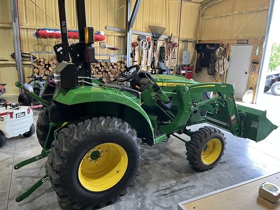 Image of John Deere 3043D equipment image 2