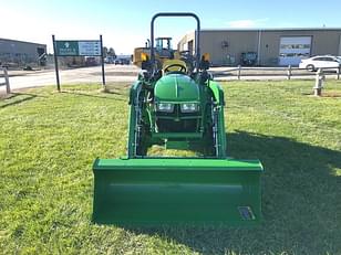 Main image John Deere 3043D 4