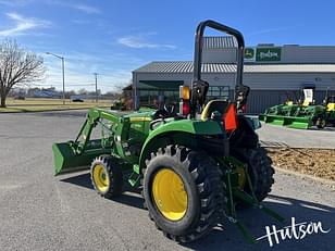 Main image John Deere 3043D 5