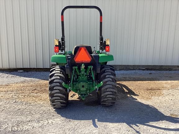 Image of John Deere 3043D equipment image 3