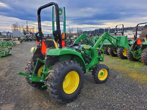 Image of John Deere 3043D equipment image 2