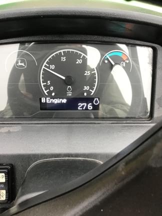 Image of John Deere 3043D equipment image 4