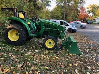 Image of John Deere 3043D equipment image 2