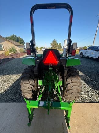 Image of John Deere 3043D equipment image 1