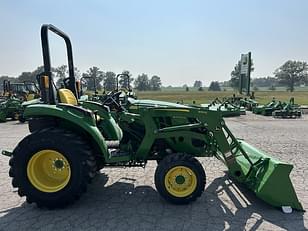 Main image John Deere 3043D 5