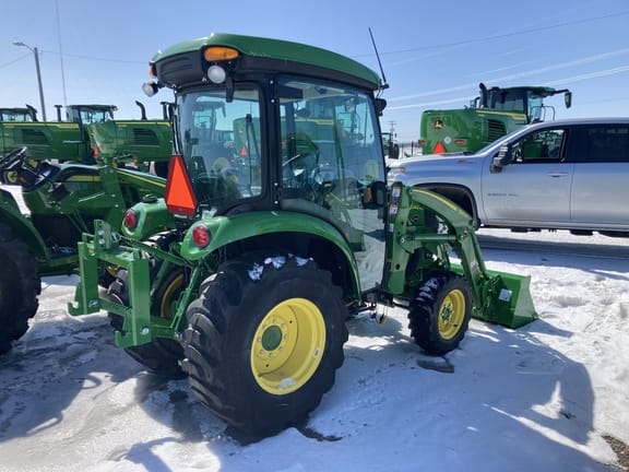 Main image John Deere 3046R