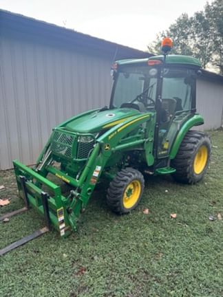 2022 John Deere 3046R Equipment Image0