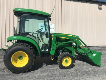 Main image John Deere 3046R