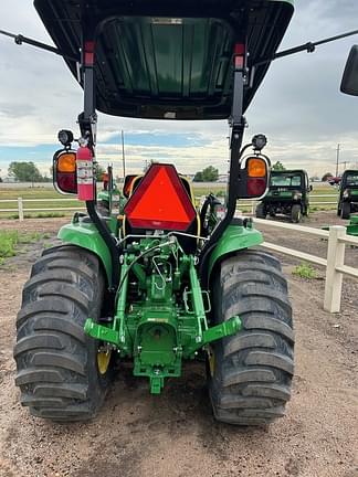 Image of John Deere 3046R equipment image 2