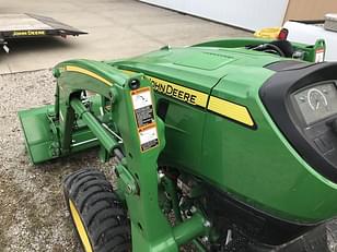 Main image John Deere 3046R 11