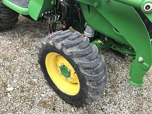 Main image John Deere 3046R 5