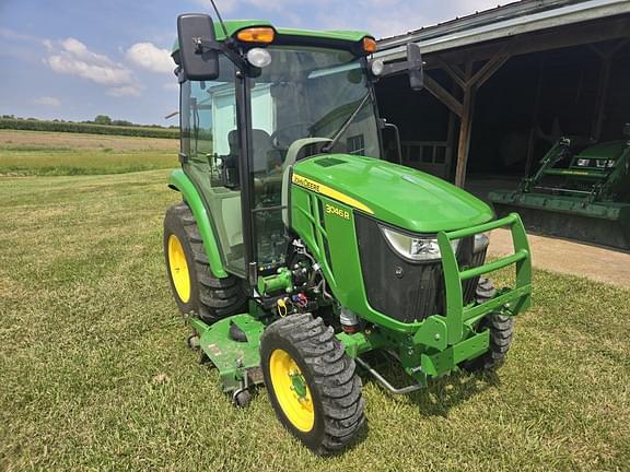 Image of John Deere 3046R equipment image 1