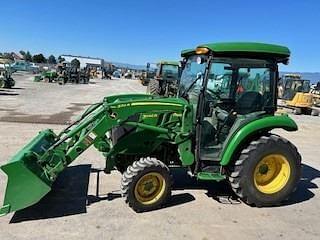 Image of John Deere 3046R Image 0