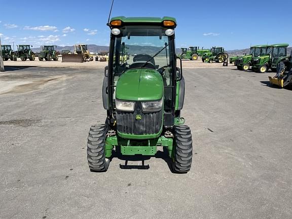 Image of John Deere 3046R equipment image 1