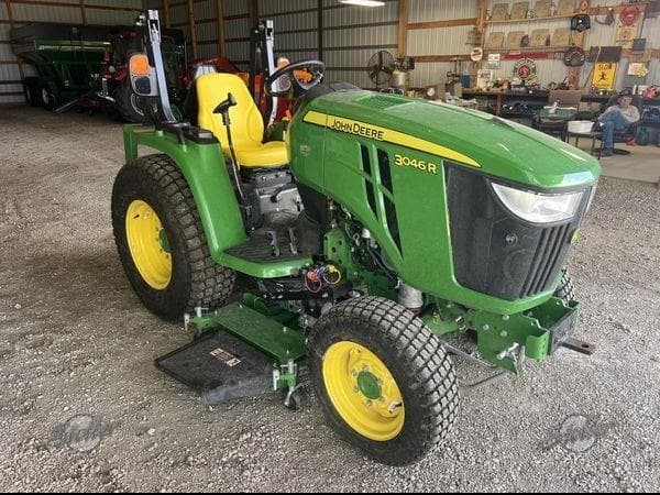 Image of John Deere 3046R Primary image