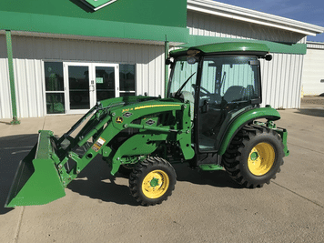Main image John Deere 3046R