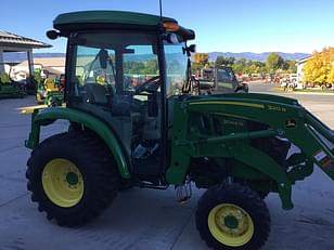 Main image John Deere 3046R 0