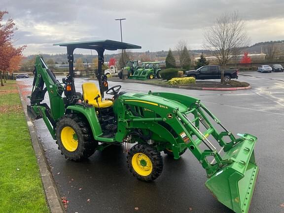 Image of John Deere 3046R equipment image 3