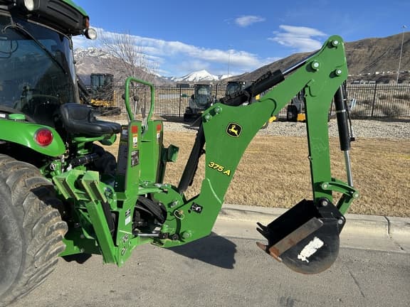 Image of John Deere 3046R equipment image 3