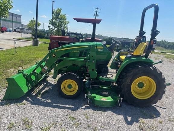 Image of John Deere 3046R equipment image 3