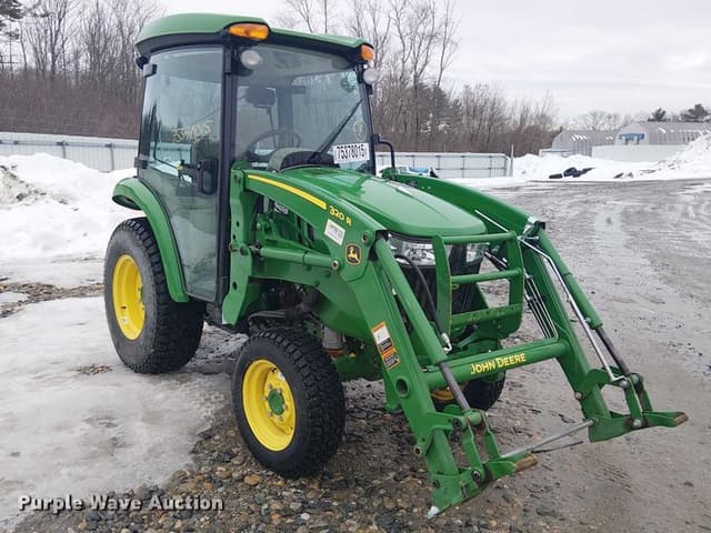 Image of John Deere 3046R equipment image 2