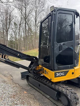 Image of John Deere 30G equipment image 1